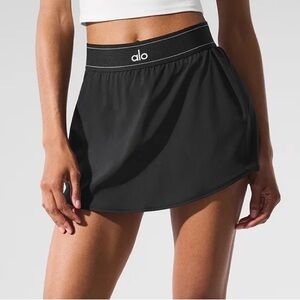 Alo yoga Match Point Tennis Skirt: Small - NEW!